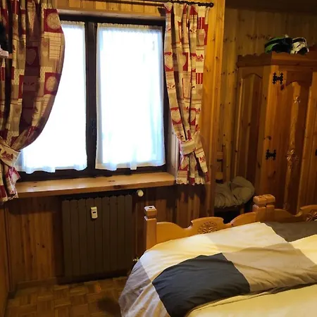 Accogliente In Centro Champoluc