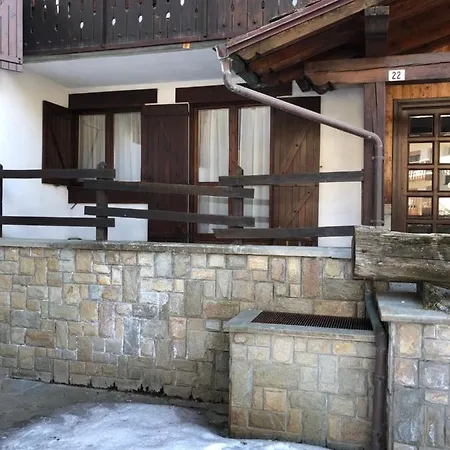 Accogliente In Centro Champoluc